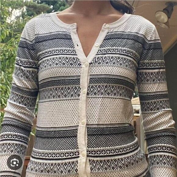Womens Button-Up Cardigan 2XL Sweater  Black White Geometric Knit Classic Retro - Picture 1 of 6